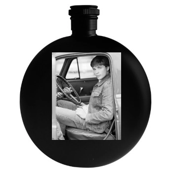 Tom Welling Round Flask