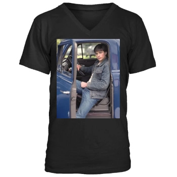 Tom Welling Men's V-Neck T-Shirt