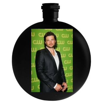 Tom Welling Round Flask