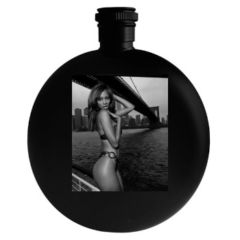 Tyra Banks Round Flask