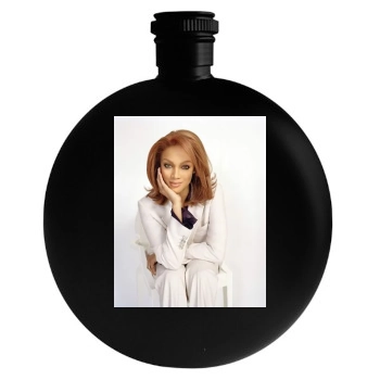 Tyra Banks Round Flask