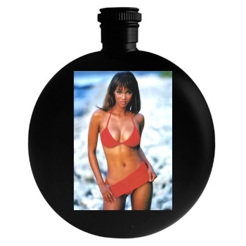 Tyra Banks Round Flask