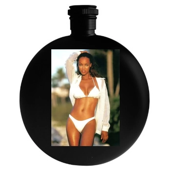 Tyra Banks Round Flask