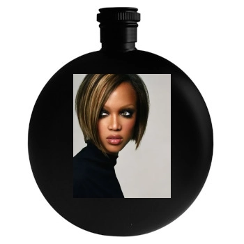 Tyra Banks Round Flask