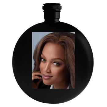 Tyra Banks Round Flask