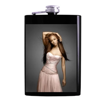 Tyra Banks Hip Flask