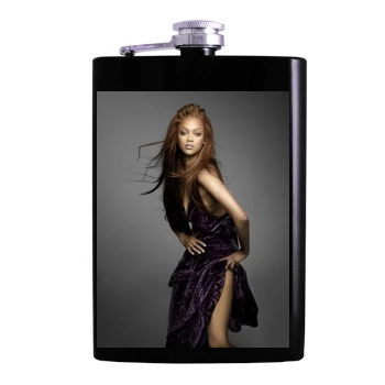 Tyra Banks Hip Flask