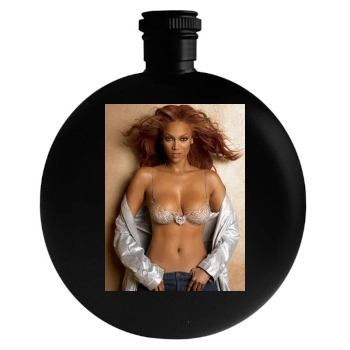 Tyra Banks Round Flask