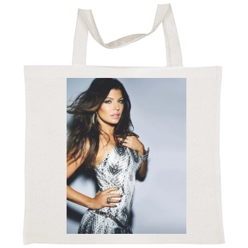 Fergie Tote