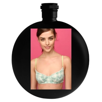 Fernanda Prada Round Flask