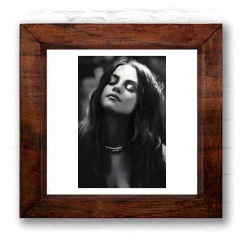 Selena Gomez 6x6