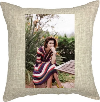 Mary Elizabeth Winstead Pillow