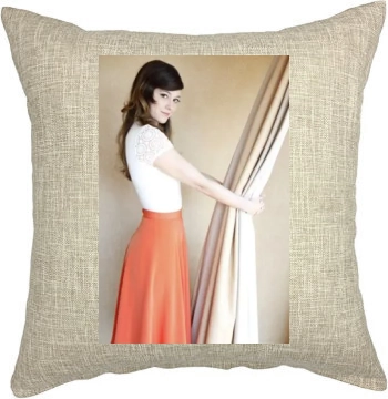 Mary Elizabeth Winstead Pillow