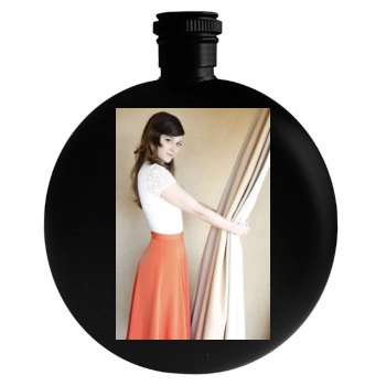 Mary Elizabeth Winstead Round Flask