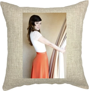 Mary Elizabeth Winstead Pillow