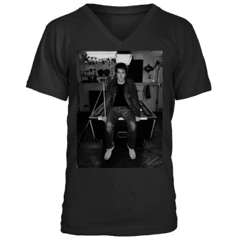 Hugh Grant Men's V-Neck T-Shirt