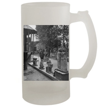 Frida Kahlo 16oz Frosted Beer Stein