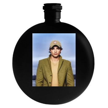 Tom Welling Round Flask