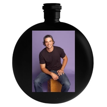 Tom Welling Round Flask