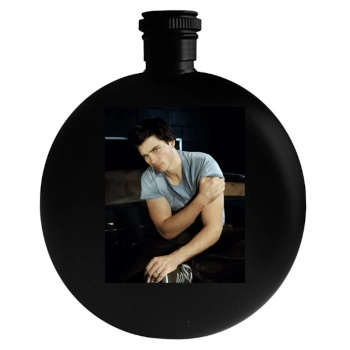 Tom Welling Round Flask