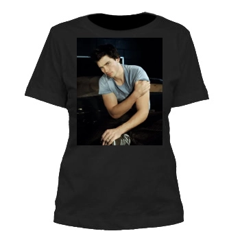 Tom Welling Women's Cut T-Shirt