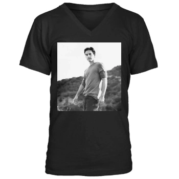 Tobey Maguire Men's V-Neck T-Shirt