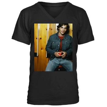 Tom Welling Men's V-Neck T-Shirt