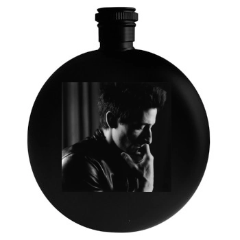 Adrien Brody Round Flask