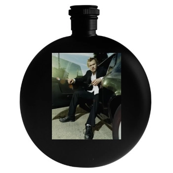 Heath Ledger Round Flask