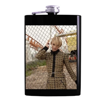 Amber Valletta Hip Flask