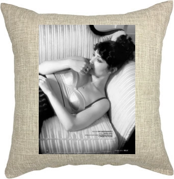 Mary Elizabeth Winstead Pillow