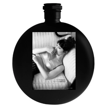 Mary Elizabeth Winstead Round Flask