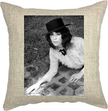 Mary Elizabeth Winstead Pillow