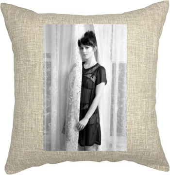 Mary Elizabeth Winstead Pillow