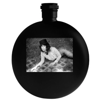 Mary Elizabeth Winstead Round Flask