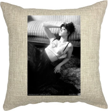 Mary Elizabeth Winstead Pillow