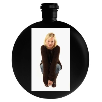 Samantha Mathis Round Flask