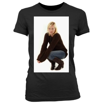 Samantha Mathis Women's Junior Cut Crewneck T-Shirt