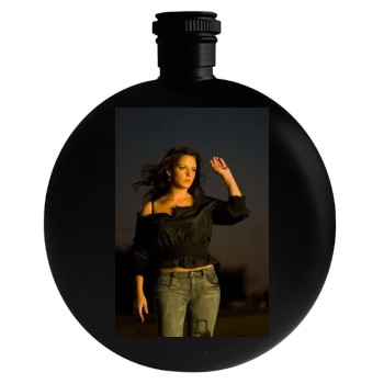 Sara Evans Round Flask