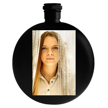 Sara Forestier Round Flask