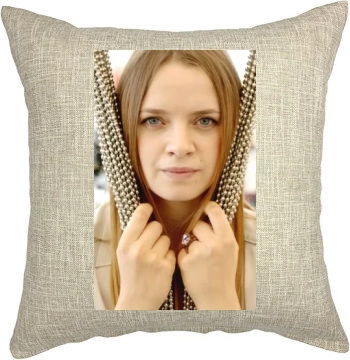 Sara Forestier Pillow