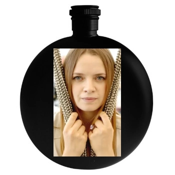 Sara Forestier Round Flask