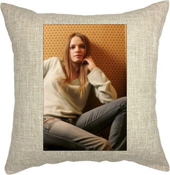 Sara Forestier Pillow