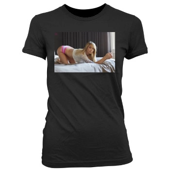 Sara Jean Underwood Women's Junior Cut Crewneck T-Shirt