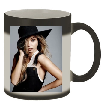 Sarah Hyland Color Changing Mug