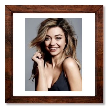 Sarah Hyland 12x12