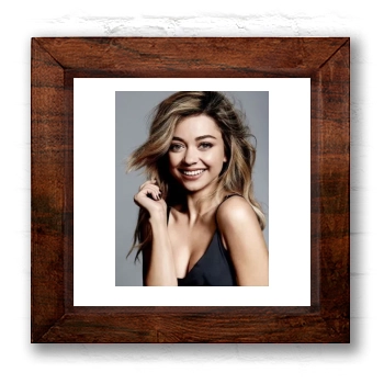 Sarah Hyland 6x6