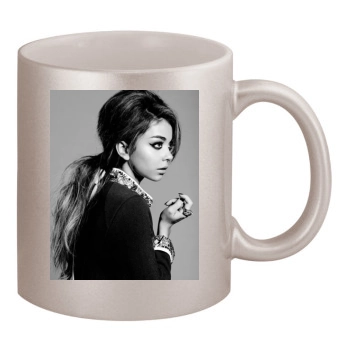 Sarah Hyland 11oz Metallic Silver Mug