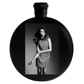 Sarah Hyland Round Flask