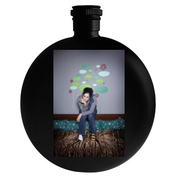 Sarah Silverman Round Flask